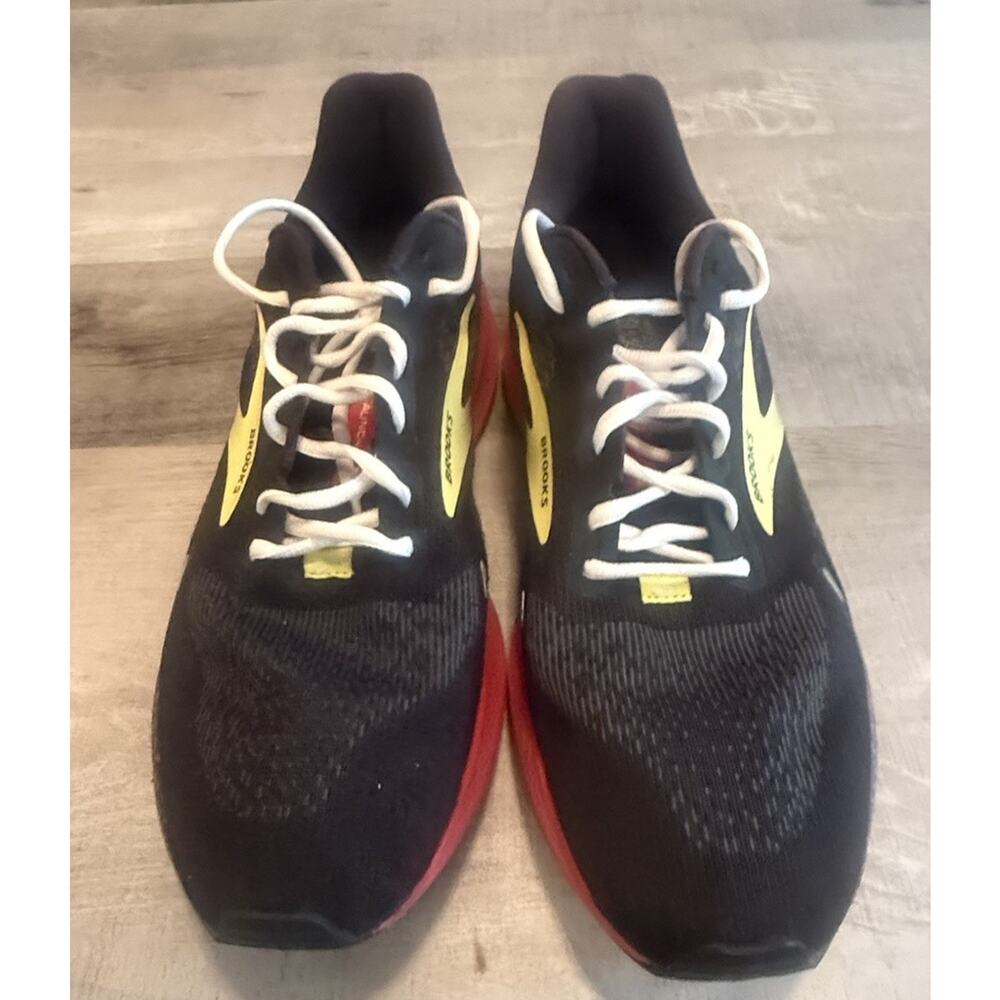 Brooks Launch 9 Men’s Running Shoes Sz 11.5 Black Yellow Red Lightweight Fast